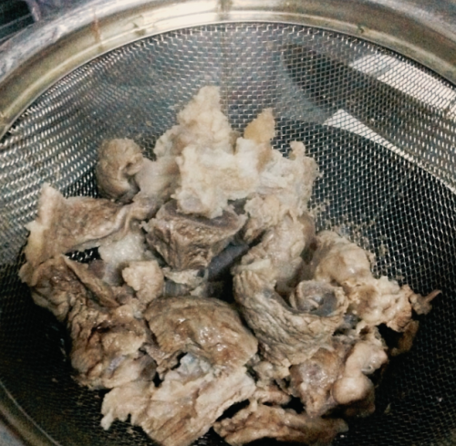 黒田庄肉.灰汁2png