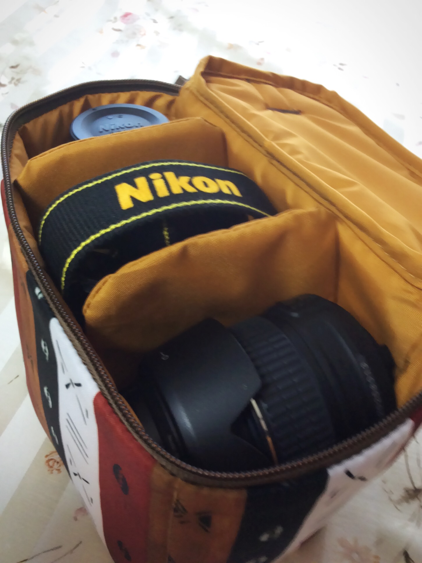 カメラインナーボックス　おしゃれ