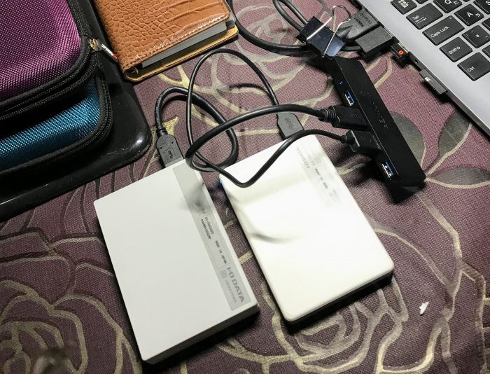 Anker USB3.0 ウルトラスリム 4ポートハブ 使用イメージ