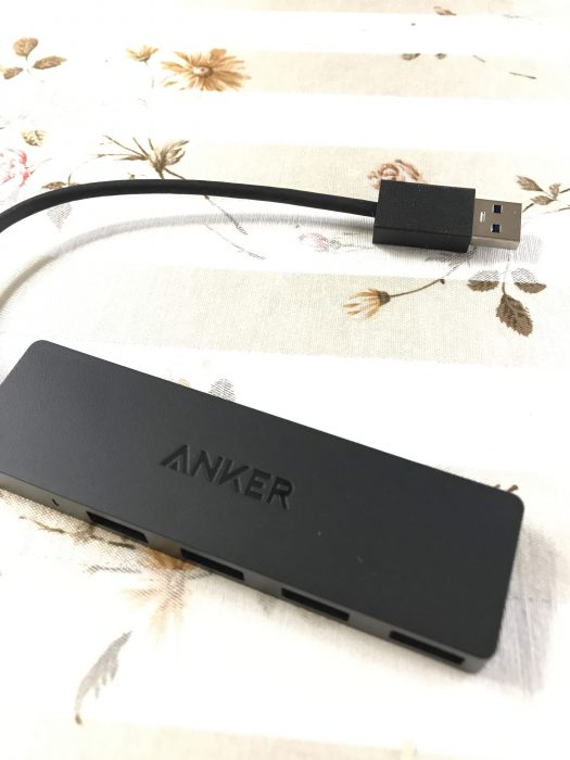 Anker USB3.0 ウルトラスリム 4ポートハブ 外観