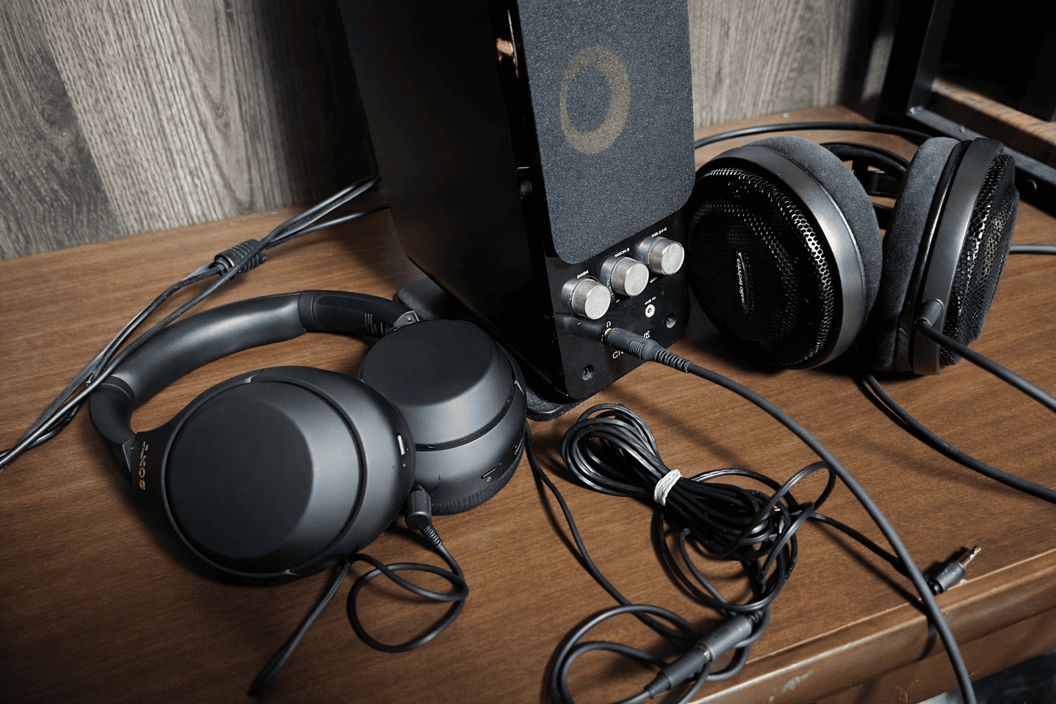 ATH-AD500XとSONY WH-1000XM4の比較メモ